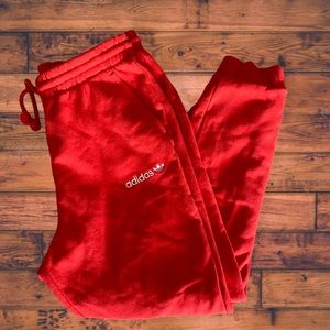 Adidas - Red Sweatpants “With pockets” Size: Small